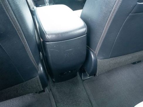 Used 2017 Toyota RAV4 Limited FWD image 35