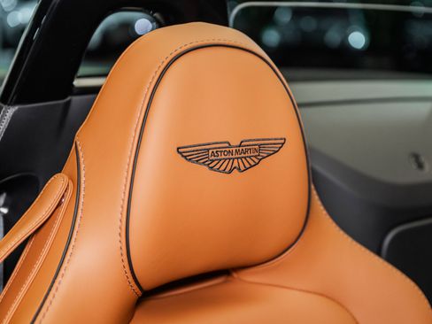 New 2026 Aston Martin V8 Vantage Roadster image 5