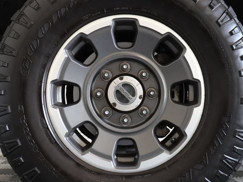 Used 2022 Ford F250 XL w/ Power Equipment Group AWD/4WD image 12