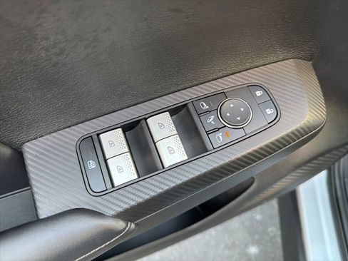 Used 2024 Mitsubishi Outlander SE Black Edition image 22