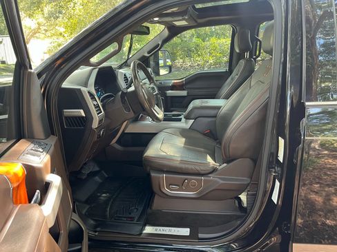 Used 2017 Ford F250 King Ranch w/ FX4 Off-Road Package image 17