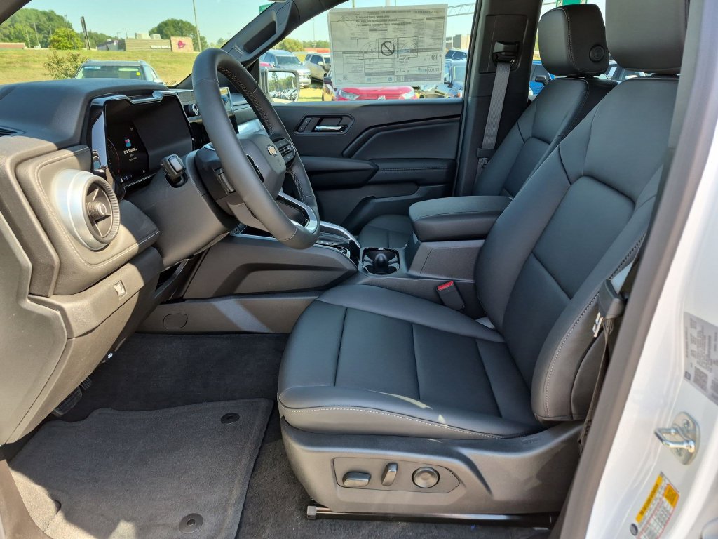 New 2026 Chevrolet Colorado LT w/ LT Convenience Package AWD/4WD image 15