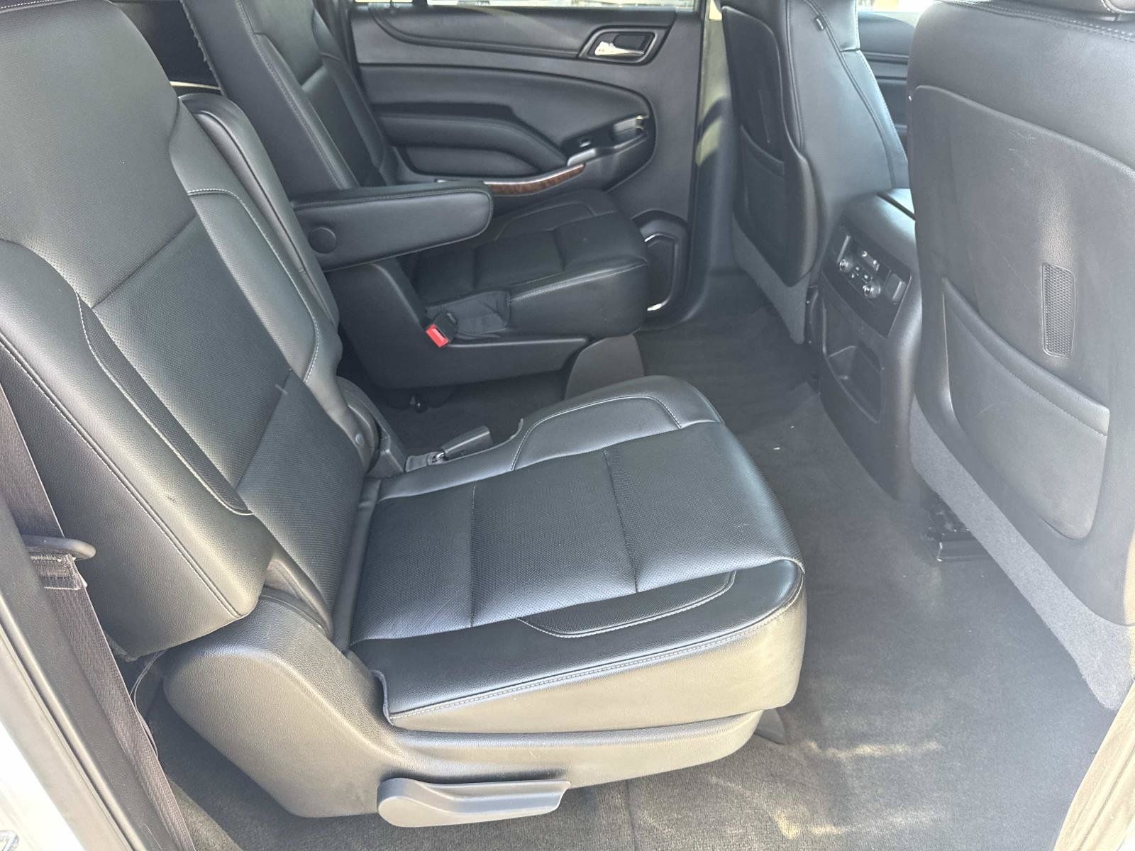 Used 2016 Chevrolet Suburban LTZ RWD image 32