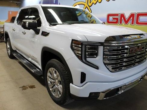 New 2026 GMC Sierra 1500 Denali w/ Technology Package AWD/4WD image 4