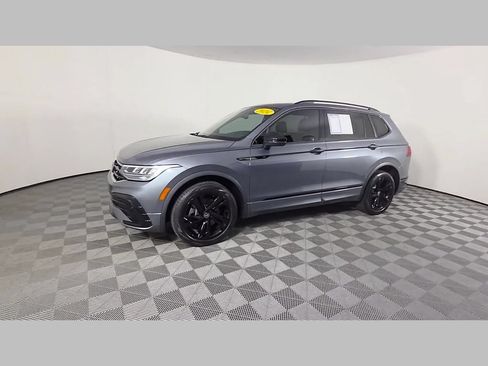 Used 2024 Volkswagen Tiguan SE R-Line FWD image 47