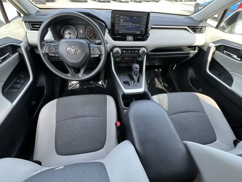 Used 2022 Toyota RAV4 XLE w/ Convenience Package AWD/4WD image 20