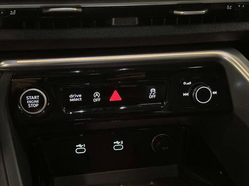 Used 2025 Audi Q5 Premium Plus w/ Premium Plus image 26