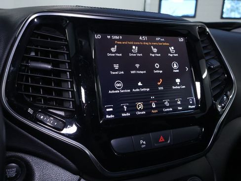 Used 2019 Jeep Cherokee Limited w/ Luxury Group image 25