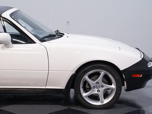Used 1994 MAZDA MX-5 Miata image 24