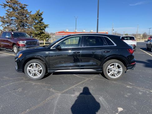 Used 2021 Audi Q3 2.0T Premium w/ Convenience Package image 4