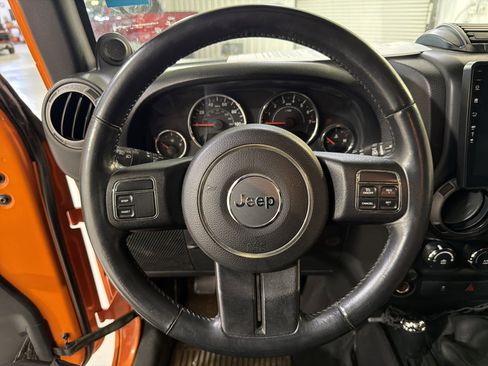 Used 2013 Jeep Wrangler Sport AWD/4WD image 15