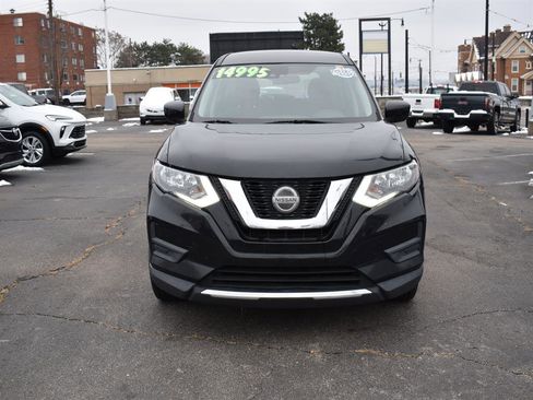 Used 2020 Nissan Rogue S image 2