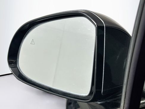 Used 2022 Hyundai Santa Fe SEL w/ Convenience Package FWD image 16