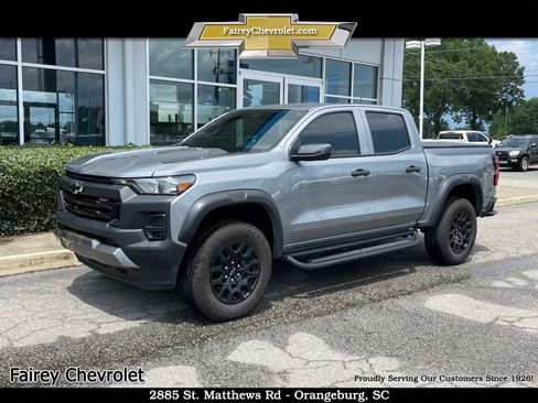 Used 2025 Chevrolet Colorado Trail Boss AWD/4WD image 1