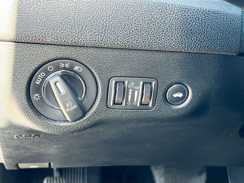 Used 2021 Chrysler 300 S RWD image 10