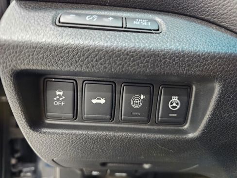 Used 2015 Nissan Altima 2.5 SL w/ Technology Package FWD image 27