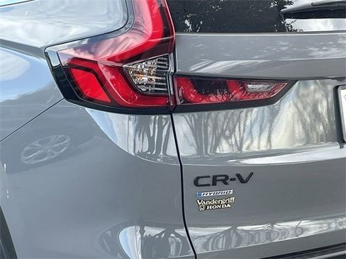 Certified 2025 Honda CR-V Sport-L image 6