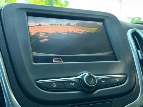 Used 2020 Chevrolet Equinox LT image 28