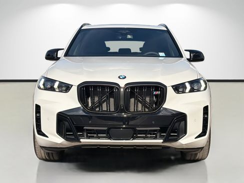 New 2026 BMW X5 M60i image 8