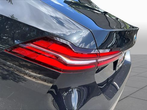 Used 2024 BMW 530i w/ Premium Package RWD image 29