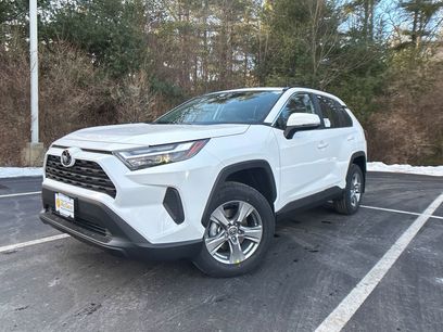New 2025 Toyota RAV4 XLE w/ Convenience Package