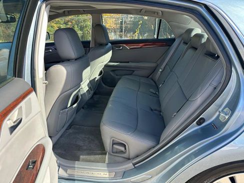 Used 2010 Toyota Avalon XLS image 25