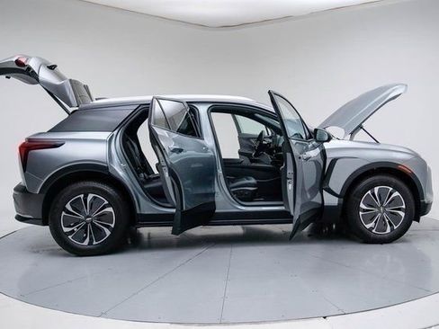 New 2026 Chevrolet Blazer EV LT image 14