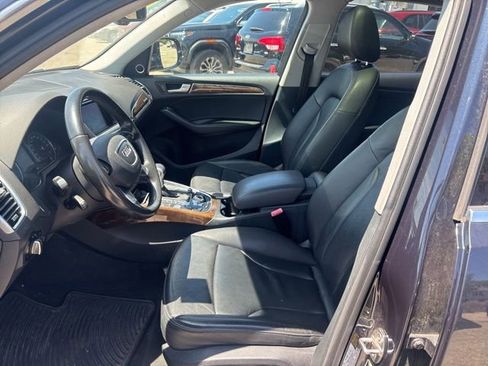 Used 2017 Audi Q5 2.0T Premium Plus w/ Technology Package AWD/4WD image 25