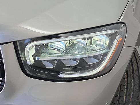 Certified 2021 Mercedes-Benz GLC 300 4MATIC image 32