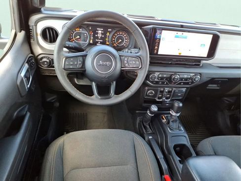 Certified 2024 Jeep Wrangler Unlimited Sport AWD/4WD image 18