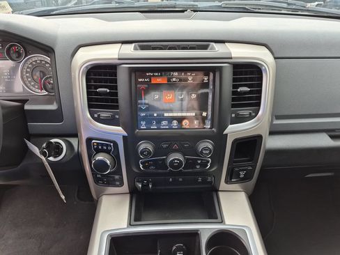 Used 2015 RAM 1500 Lone Star AWD/4WD image 27
