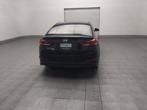 Used 2018 Hyundai Elantra SE FWD image 7