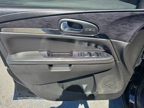 Used 2017 Buick Enclave Leather w/ Trailering Package FWD image 20