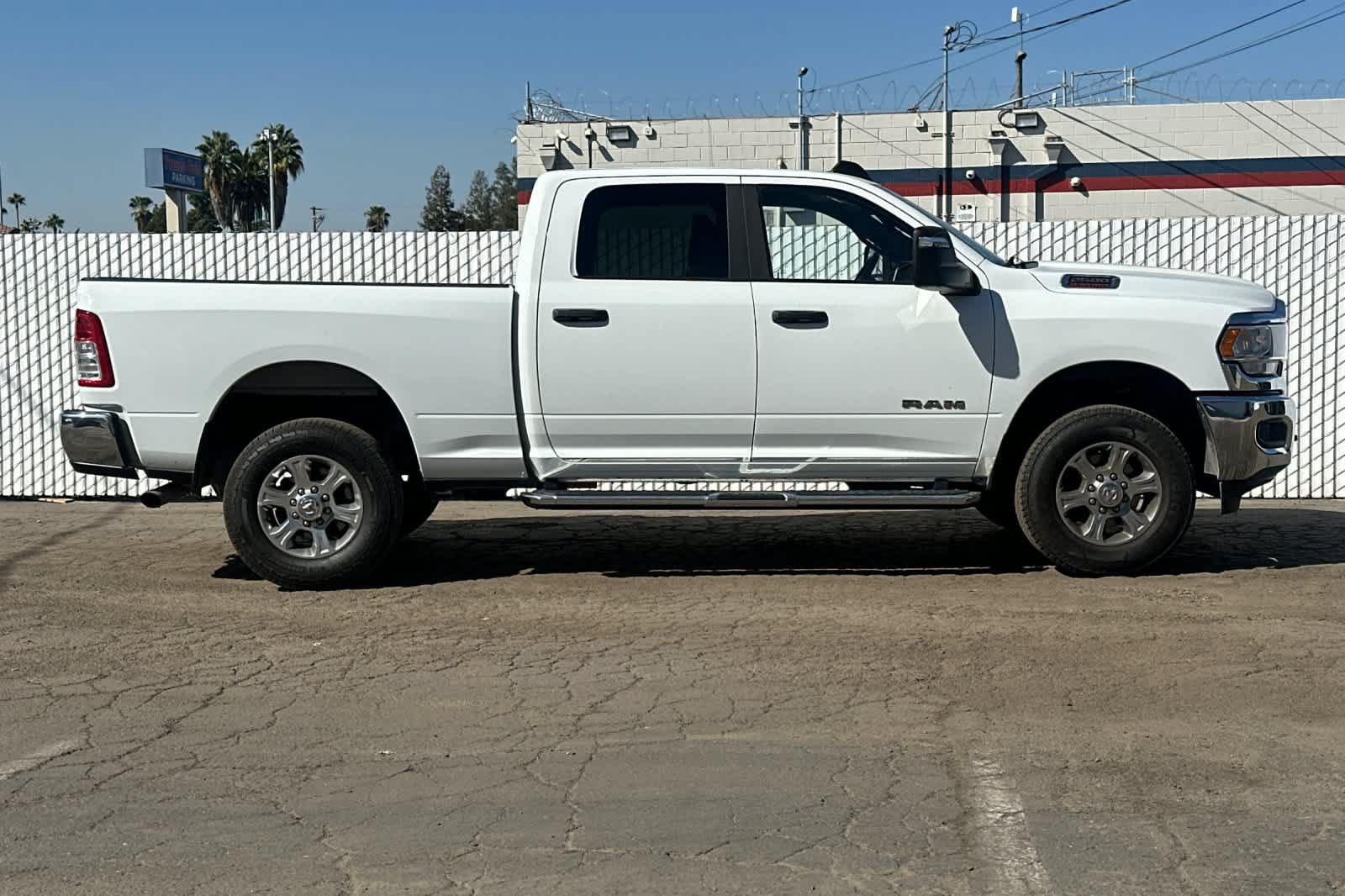 Used 2024 RAM 2500 Big Horn AWD/4WD image 9