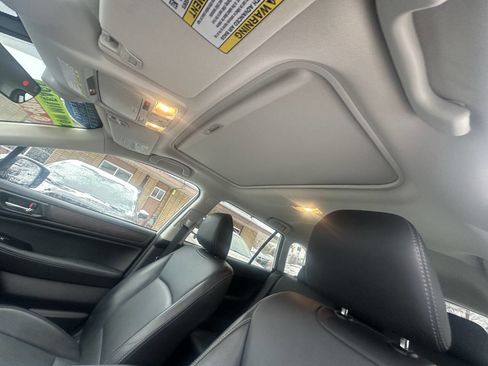 Used 2017 Subaru Outback 3.6R Limited image 9