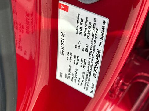 Used 2018 Tesla Model 3 Long Range image 35