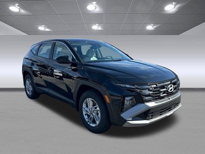 New 2025 Hyundai Tucson SE