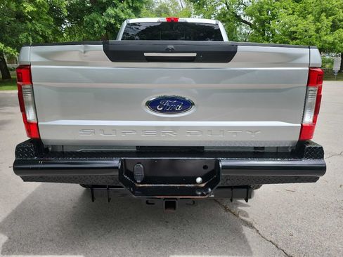 Used 2017 Ford F250 Lariat w/ Lariat Ultimate Package AWD/4WD image 7