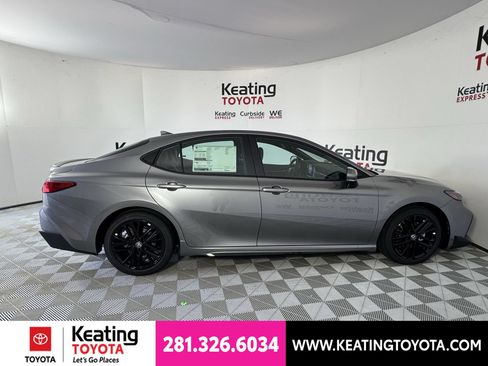 New 2026 Toyota Camry SE FWD image 4