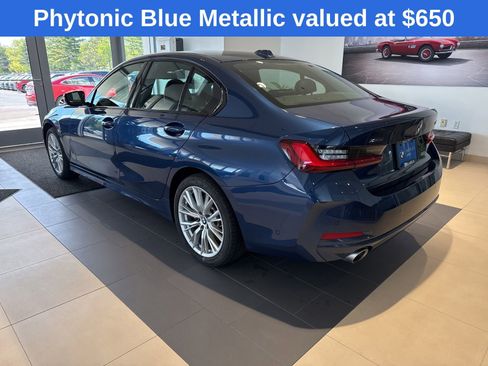 Certified 2023 BMW 330i xDrive Sedan w/ Premium Package AWD/4WD image 5