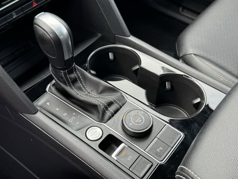 Certified 2022 Volkswagen Atlas SE w/ Panoramic Sunroof Package image 28