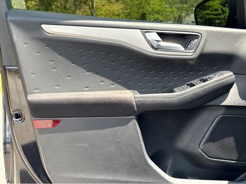 Used 2020 Ford Escape SE Sport FWD image 4