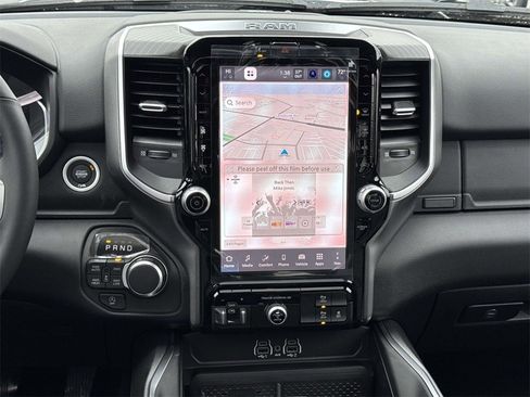 New 2026 RAM 1500 4x4 Crew Cab image 19