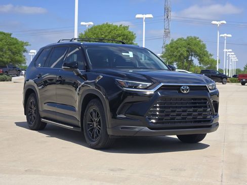 New 2026 Toyota Grand Highlander FWD image 2