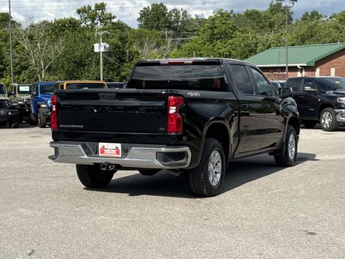 Used 2025 Chevrolet Silverado 1500 LT AWD/4WD image 4
