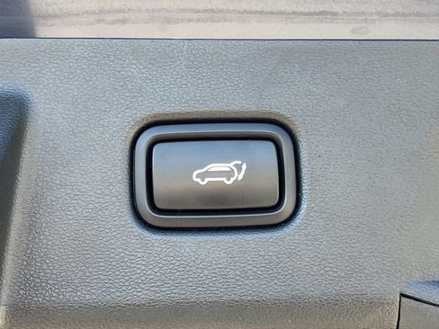 Certified 2025 Hyundai Tucson SEL AWD/4WD image 12