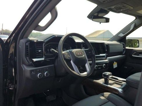 New 2026 GMC Sierra 1500 Elevation w/ Elevation Premium Package AWD/4WD image 19
