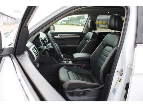Used 2021 Volkswagen Atlas SEL Premium AWD/4WD image 8