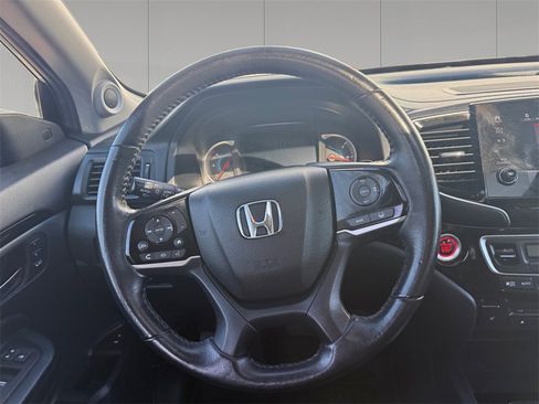 Used 2021 Honda Pilot Touring image 13