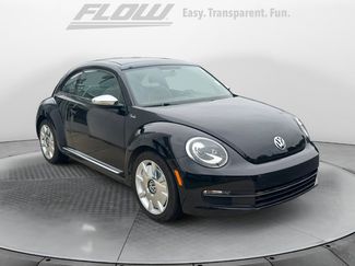 Used 2013 Volkswagen Beetle 2.5 Fender FWD video 1